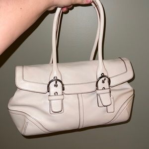 2000s White Coach Bag